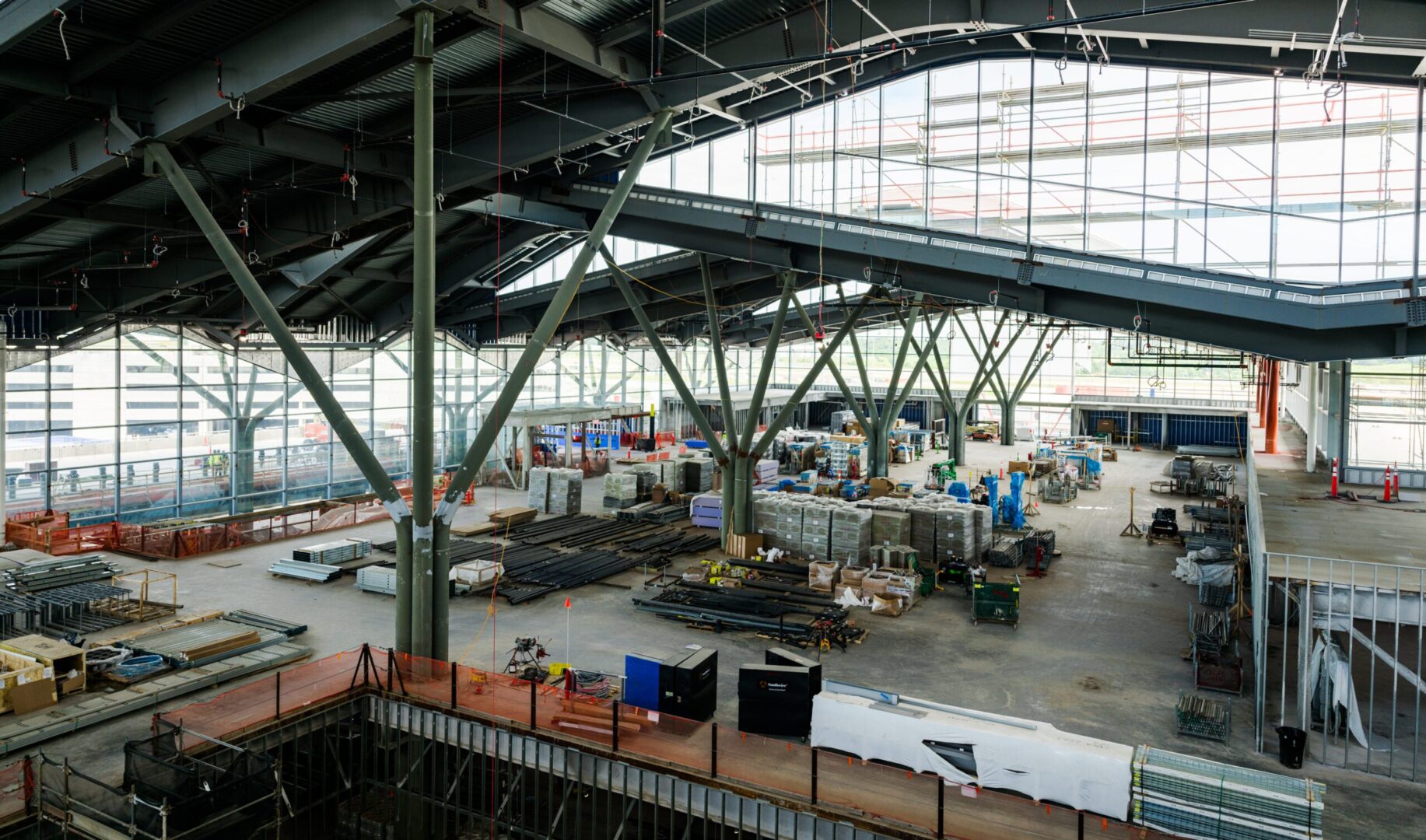 pittsburgh-airport-new-terminal-ticketing